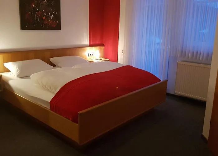 Maison d'hôtes Gasthof-pension Hunaustuben 3*