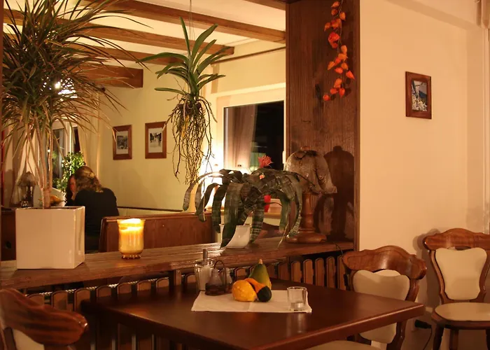 Pensión Gasthof-pension Hunaustuben 3*